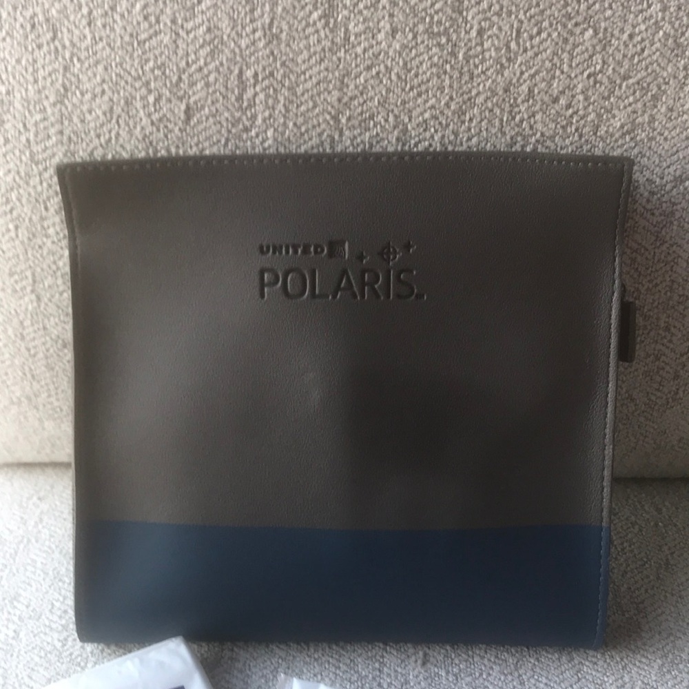 United Polaris travel bag